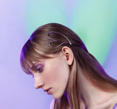 シルバー製ラブハートヘアクリップ