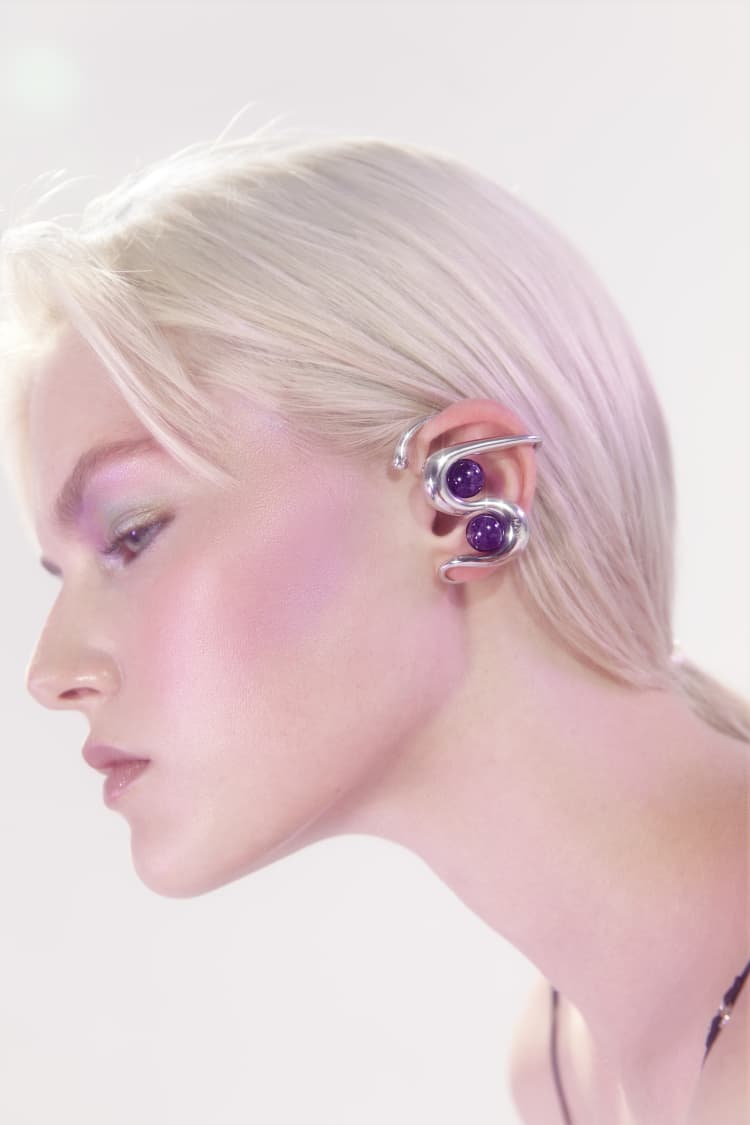アメシスト付きシルバーイヤーカフ