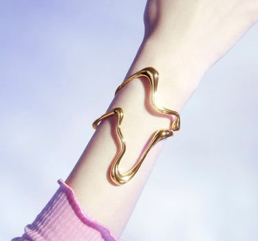 ゴールドリキッドラージバングルブレスレット