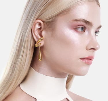 大きなツイスト雫イヤリング – ゴールド