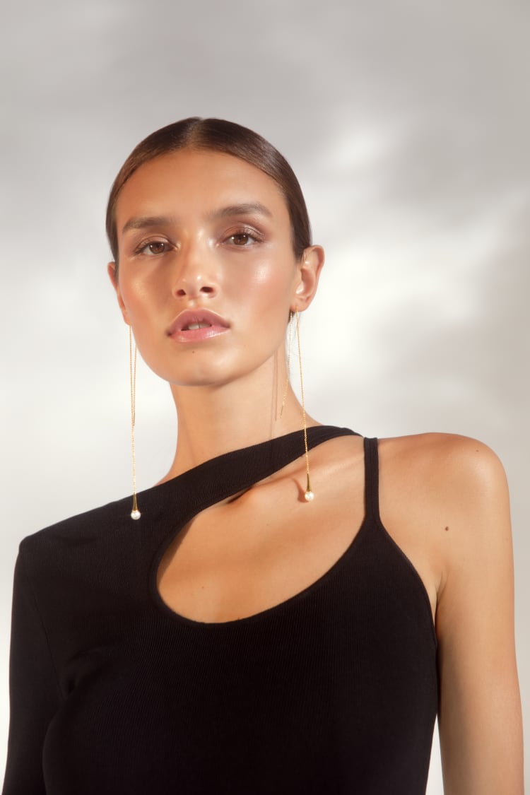 パール付きゴールドドロップピアス